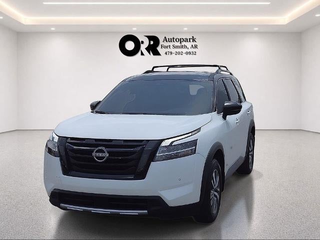 2023 Nissan Pathfinder SL 4WD