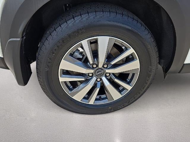 2023 Nissan Pathfinder SL 4WD
