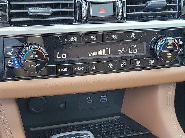 2024 Nissan Pathfinder Platinum 2WD