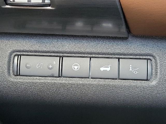 2024 Nissan Pathfinder Platinum 2WD