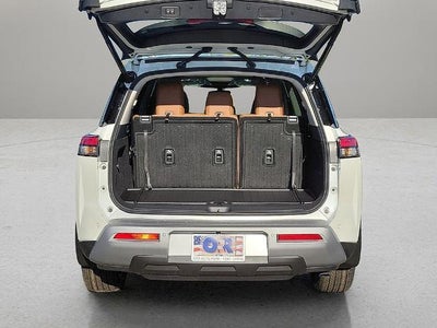 2024 Nissan Pathfinder Platinum 2WD