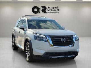 2024 Nissan Pathfinder Platinum 2WD