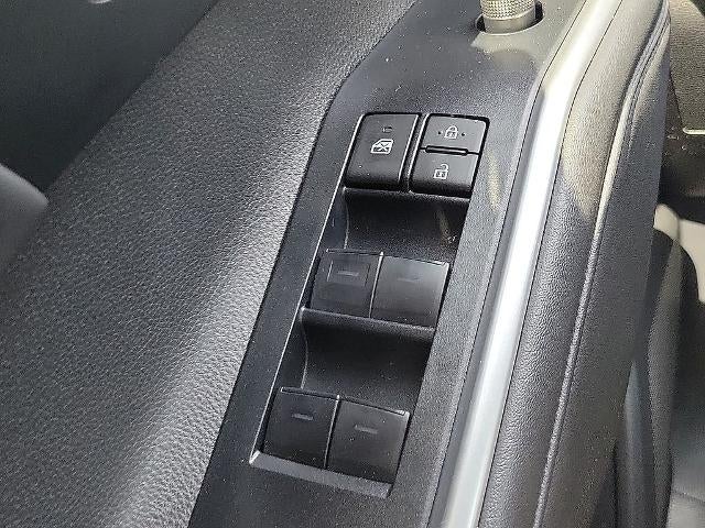 2025 Toyota Highlander XSE AWD (Natl)