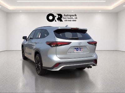2025 Toyota Highlander XSE AWD (Natl)