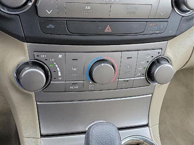 2010 Toyota Highlander FWD 4dr L4 Base (Natl)