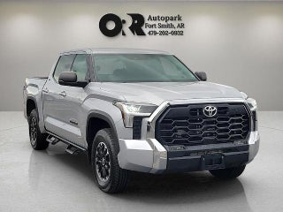 2023 Toyota Tundra 4WD 4WD SR5 CrewMax 5.5' Bed (SE)