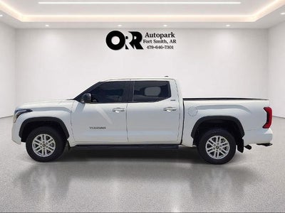 2024 Toyota Tundra 4WD 4WD SR5 CrewMax 5.5' Bed (SE)