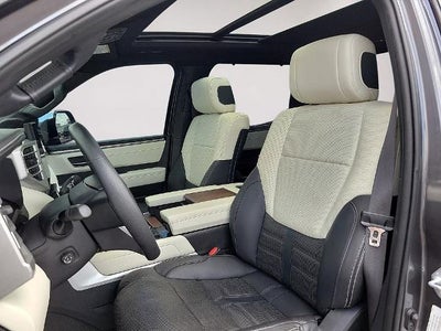 2023 Toyota Tundra 4WD 4WD Capstone Hybrid CrewMax 5.5' Bed (Natl)