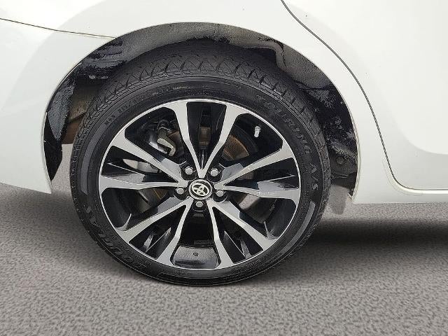 2018 Toyota Corolla SE CVT (Natl)