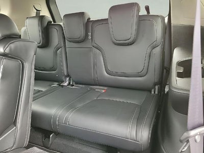 2025 Nissan Armada 4x4 SV