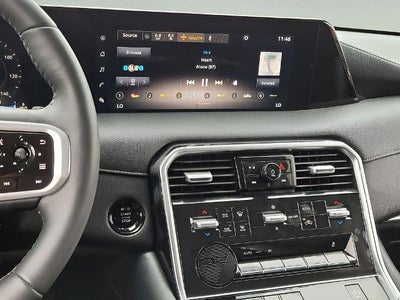 2025 Nissan Armada 4x4 SV