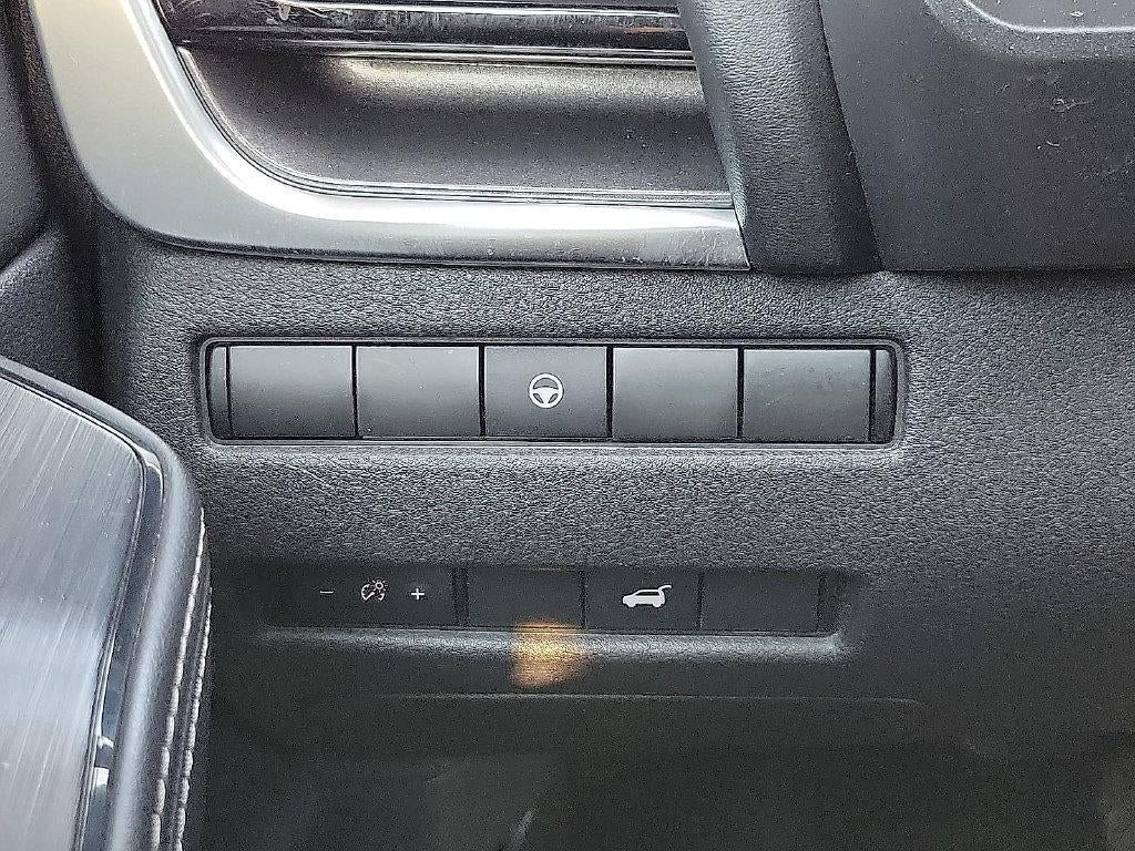 2022 Nissan Rogue FWD SV