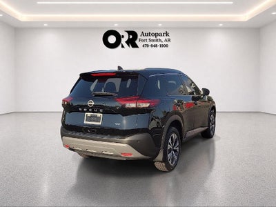 2022 Nissan Rogue FWD SV