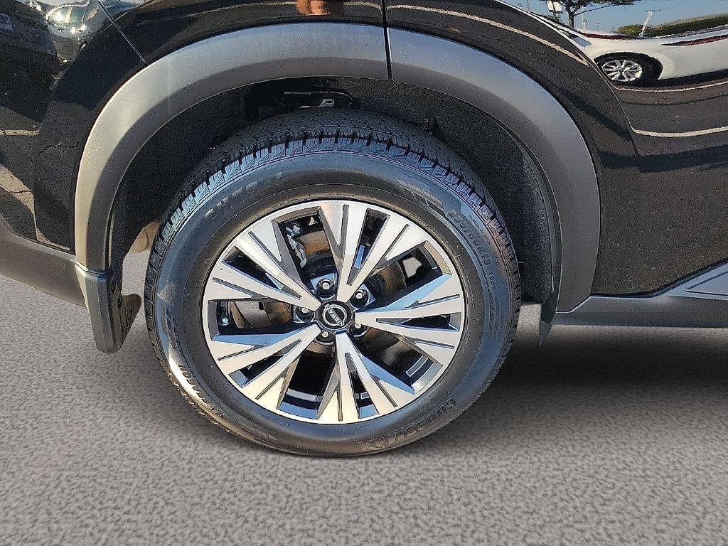 2022 Nissan Rogue FWD SV