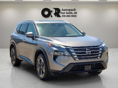 2025 Nissan Rogue AWD SV