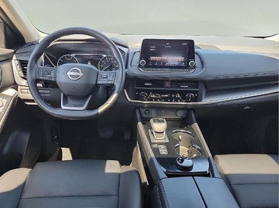 2025 Nissan Rogue AWD SV