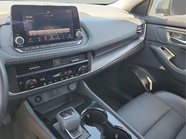 2025 Nissan Rogue AWD SV