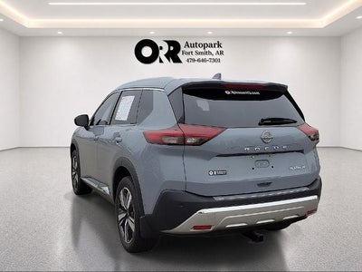 2023 Nissan Rogue FWD Platinum