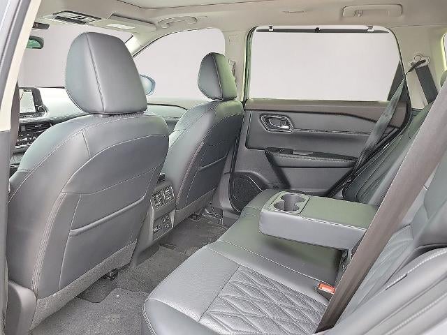 2023 Nissan Rogue FWD Platinum