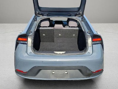 2024 Toyota Prius LE (Natl)