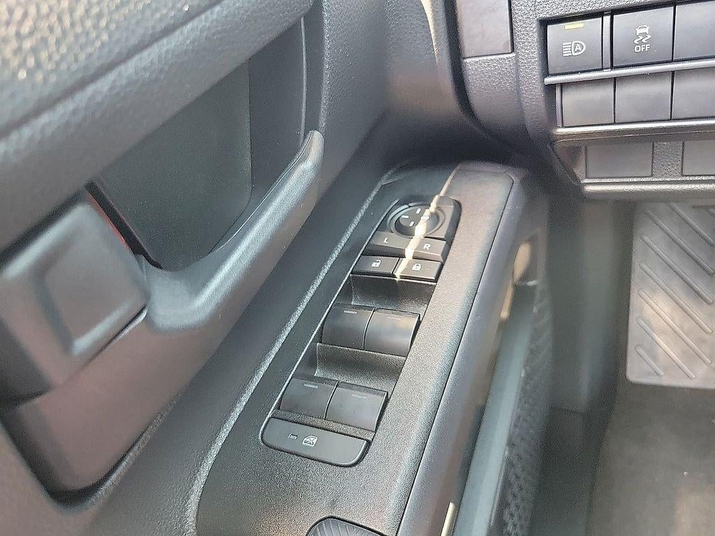2025 Toyota 4Runner SR5 4WD (GS)