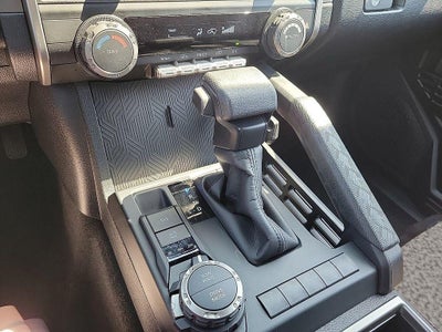 2025 Toyota 4Runner SR5 4WD (GS)