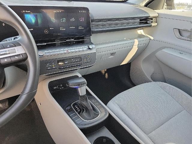 2024 Hyundai KONA SEL FWD