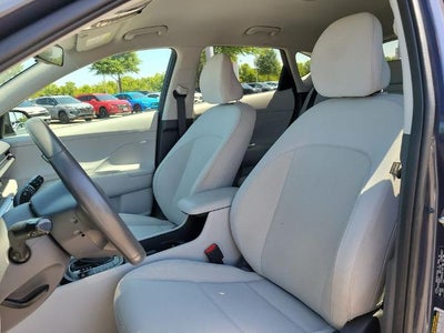 2024 Hyundai KONA SEL FWD