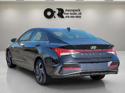 2025 Hyundai ELANTRA SEL Convenience IVT