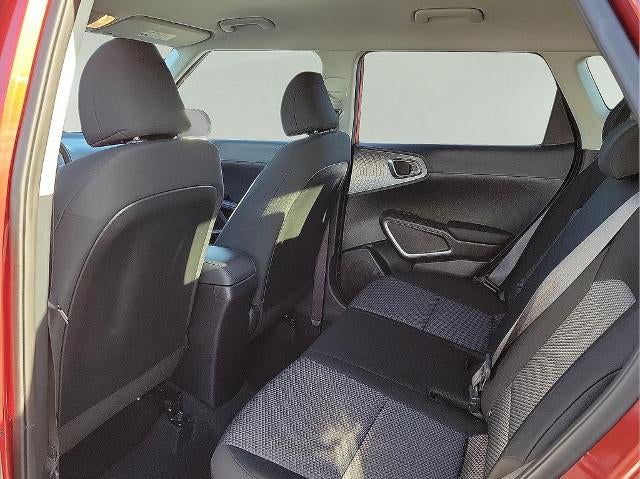 2023 Kia Soul LX IVT