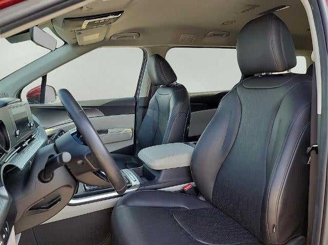 2024 Kia Carnival LX FWD