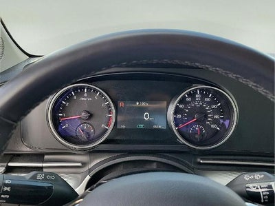 2024 Kia Carnival LX FWD