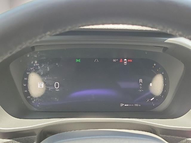 2025 Volvo XC40 B5 AWD Core Bright Theme