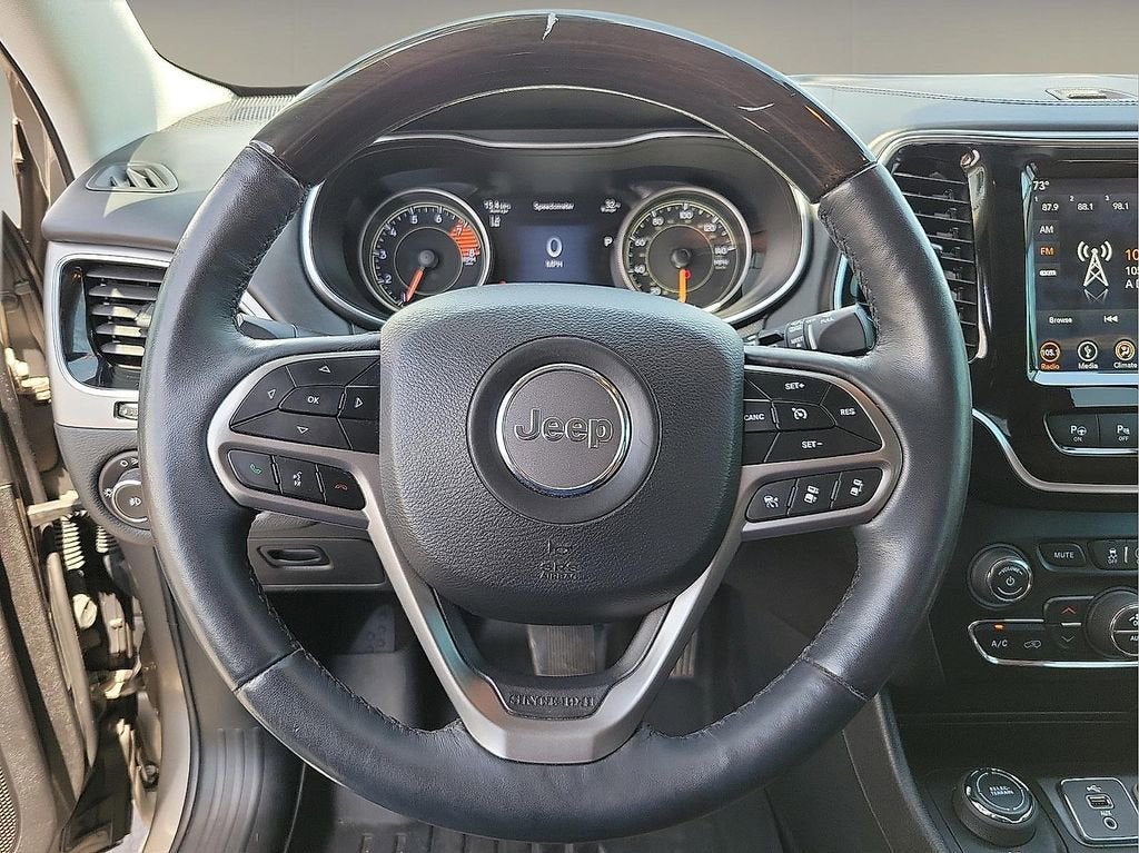2019 Jeep Cherokee Overland
