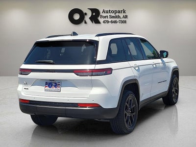 2025 Jeep Grand Cherokee Altitude