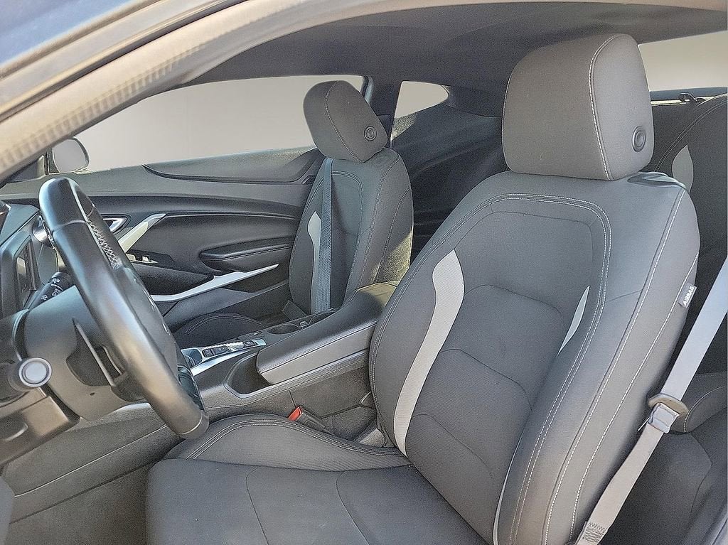 2023 Chevrolet Camaro 1LS