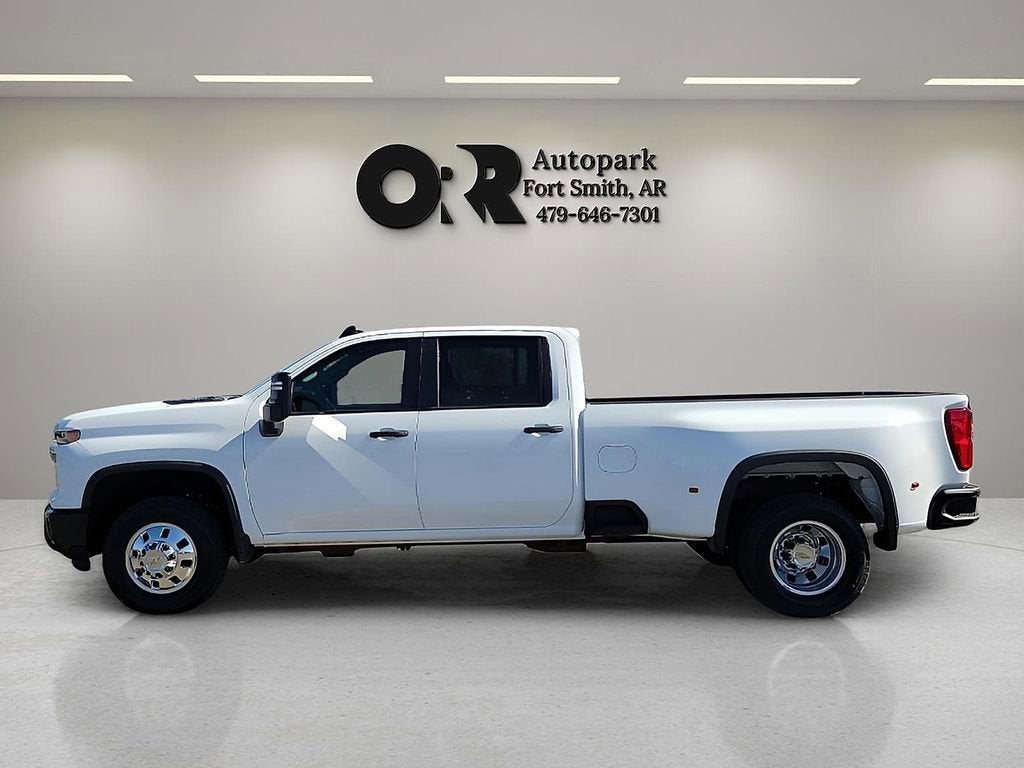2025 Chevrolet Silverado 3500 HD WT DRW