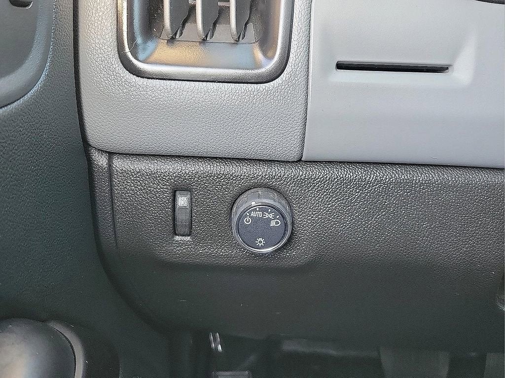 2022 Chevrolet Colorado WT