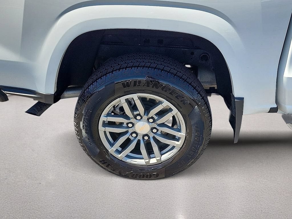 2025 Chevrolet Colorado WT/LT