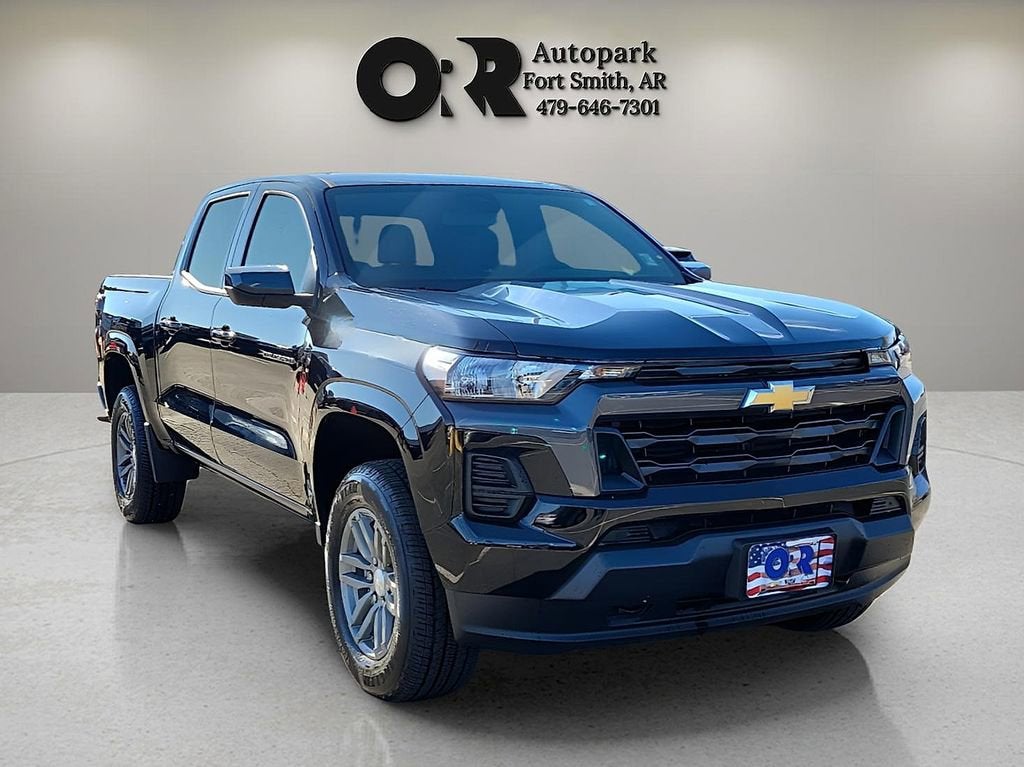 2025 Chevrolet Colorado WT/LT