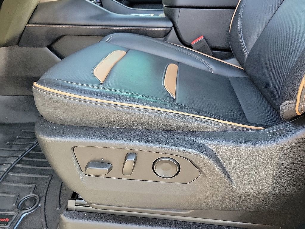 2021 GMC Yukon XL AT4