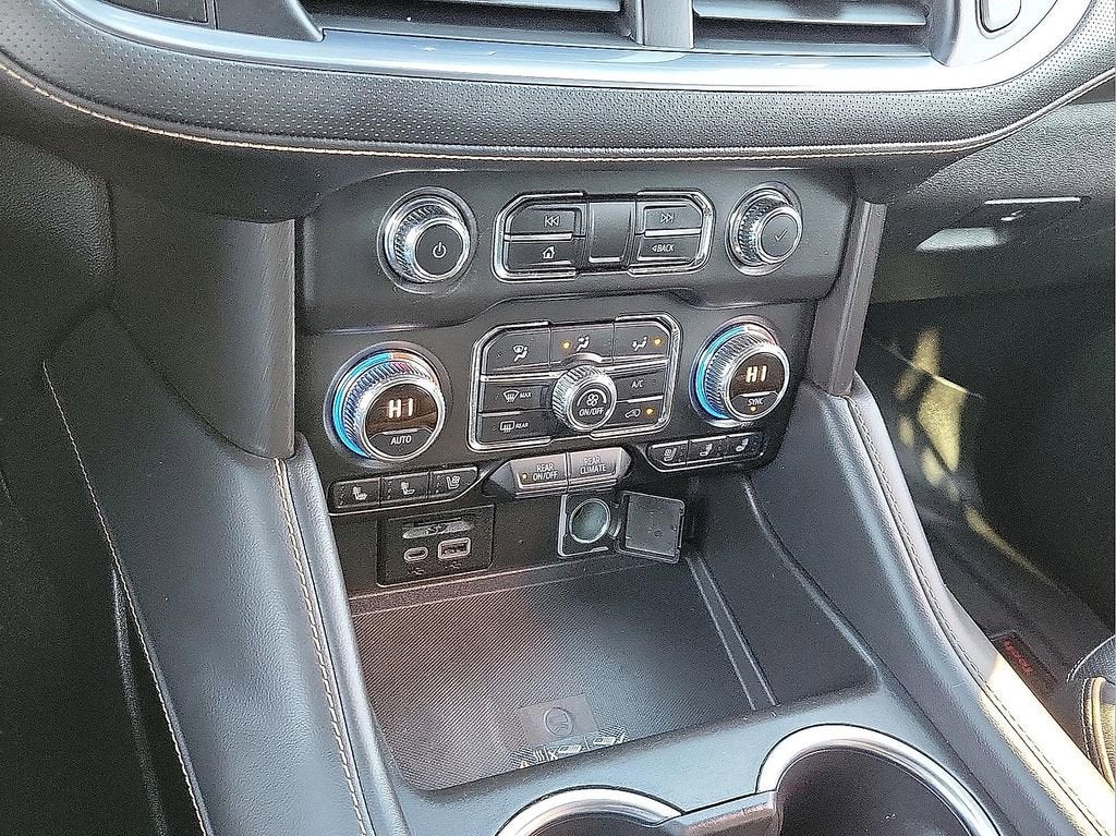 2021 GMC Yukon XL AT4