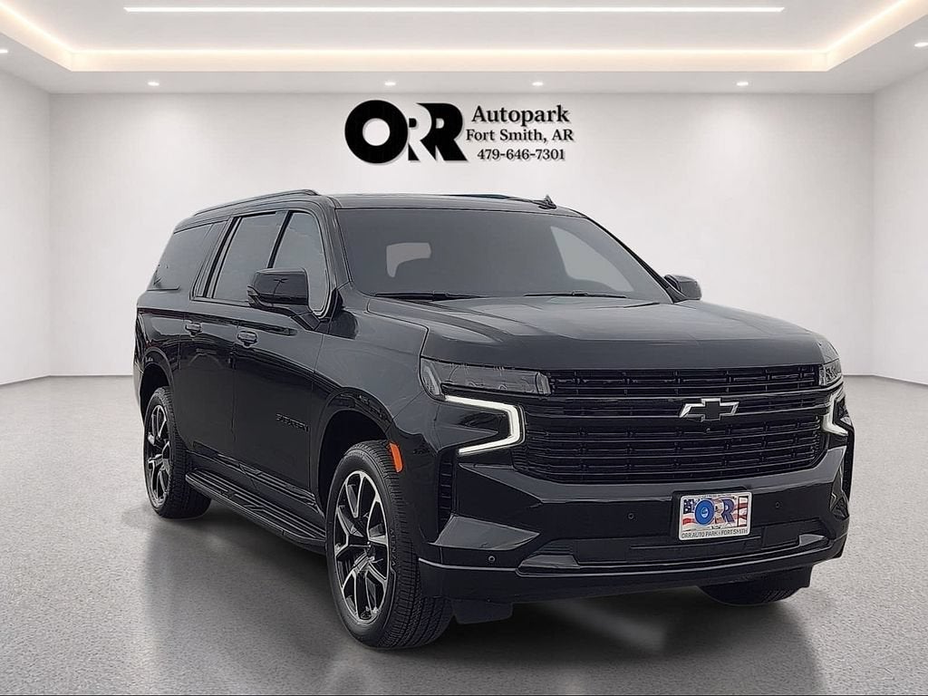 2023 Chevrolet Suburban RST