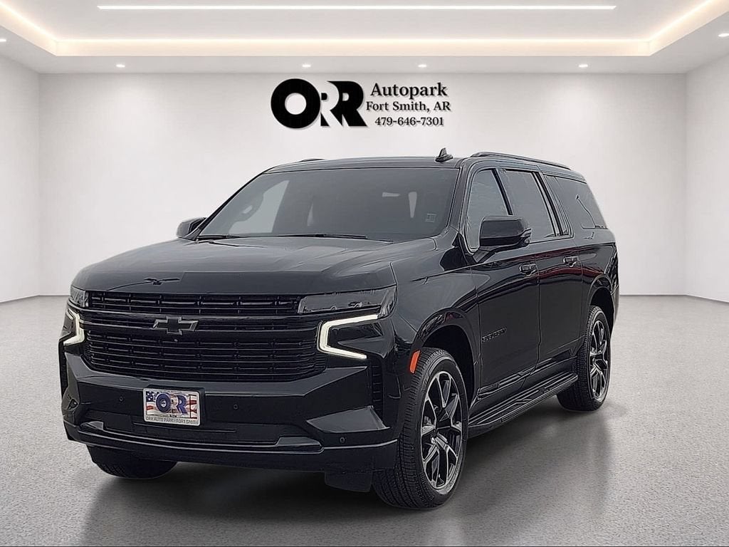 2023 Chevrolet Suburban RST