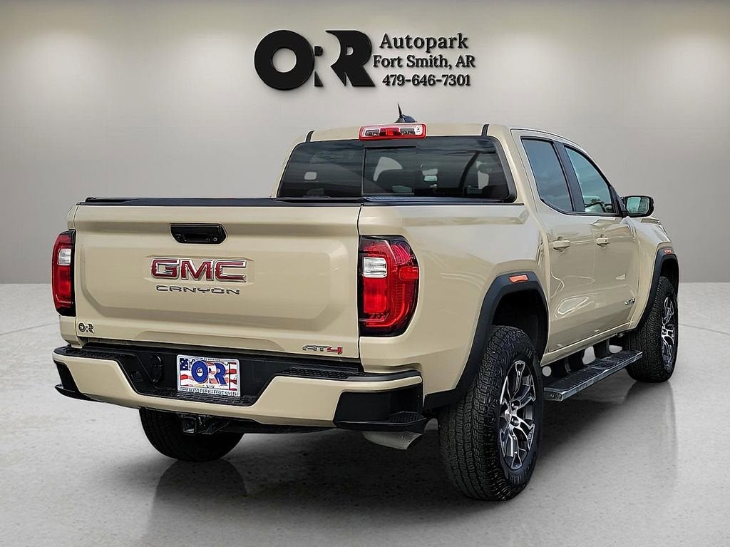 2024 GMC Canyon AT4