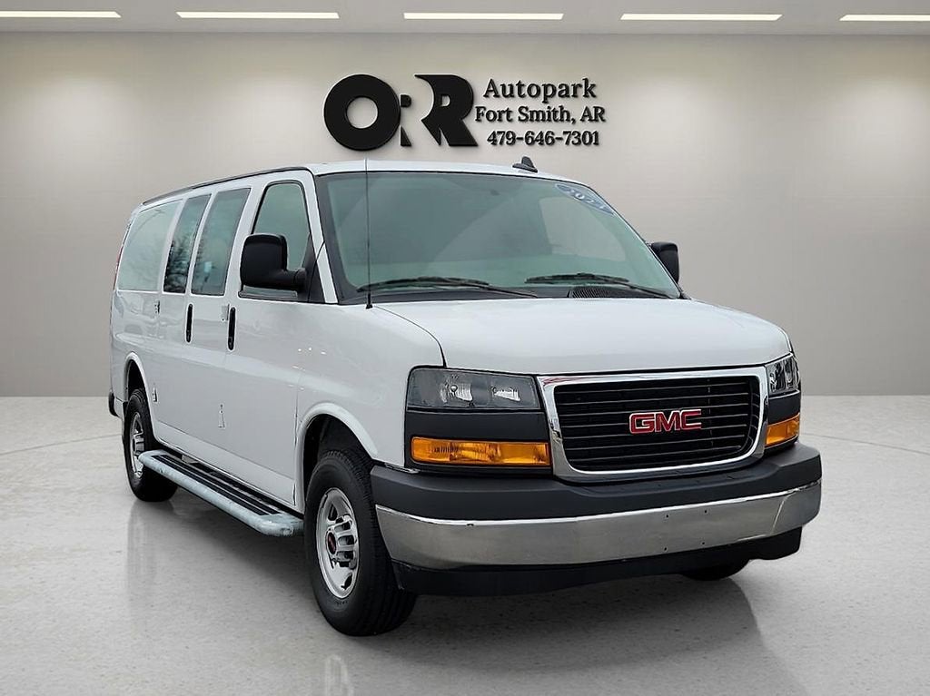 2024 GMC Savana Cargo 2500 Work Van