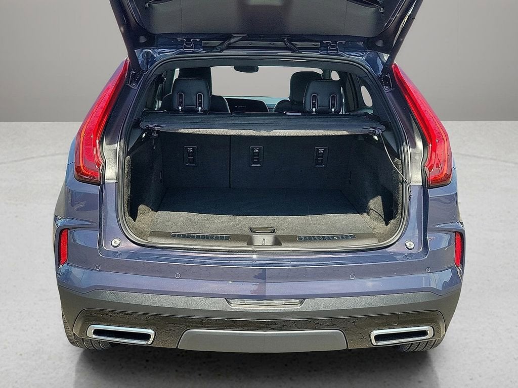 2025 Cadillac XT4 Premium Luxury