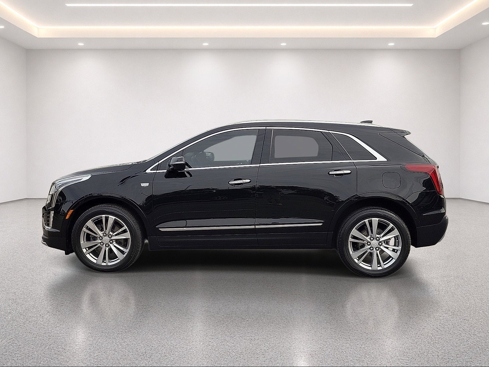 2023 Cadillac XT5 FWD Premium Luxury