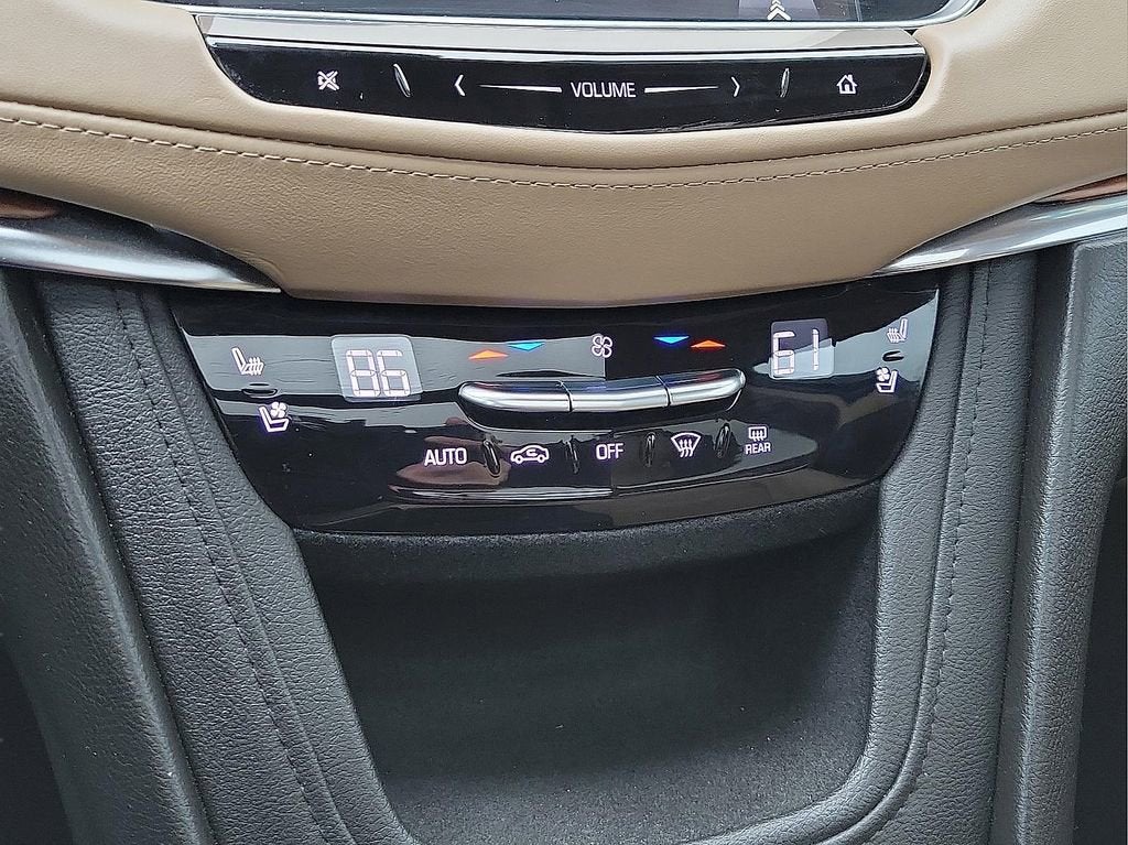 2019 Cadillac XT5 Platinum AWD