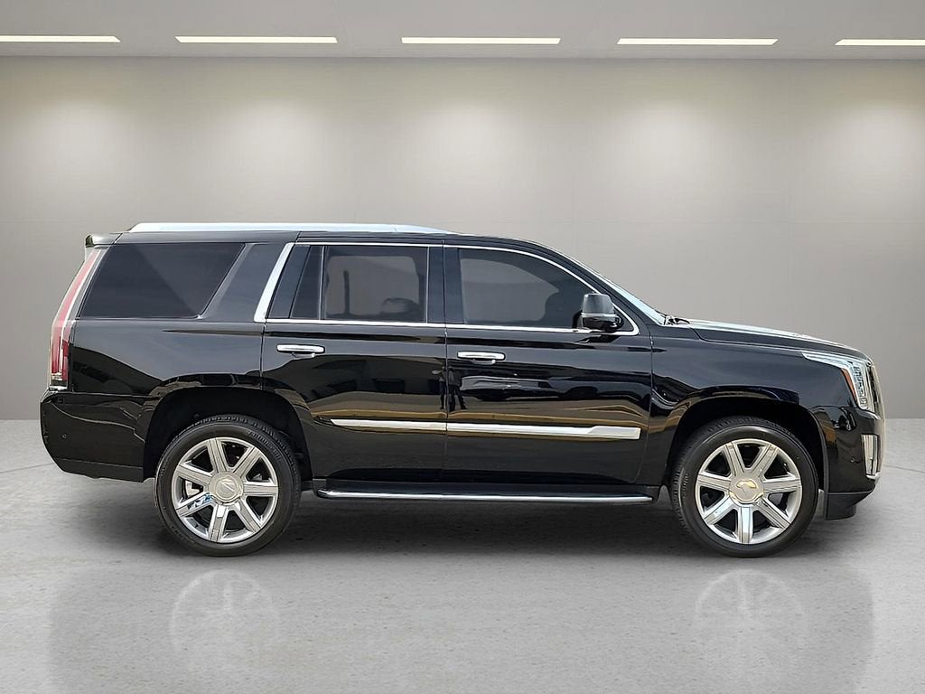 2020 Cadillac Escalade Luxury